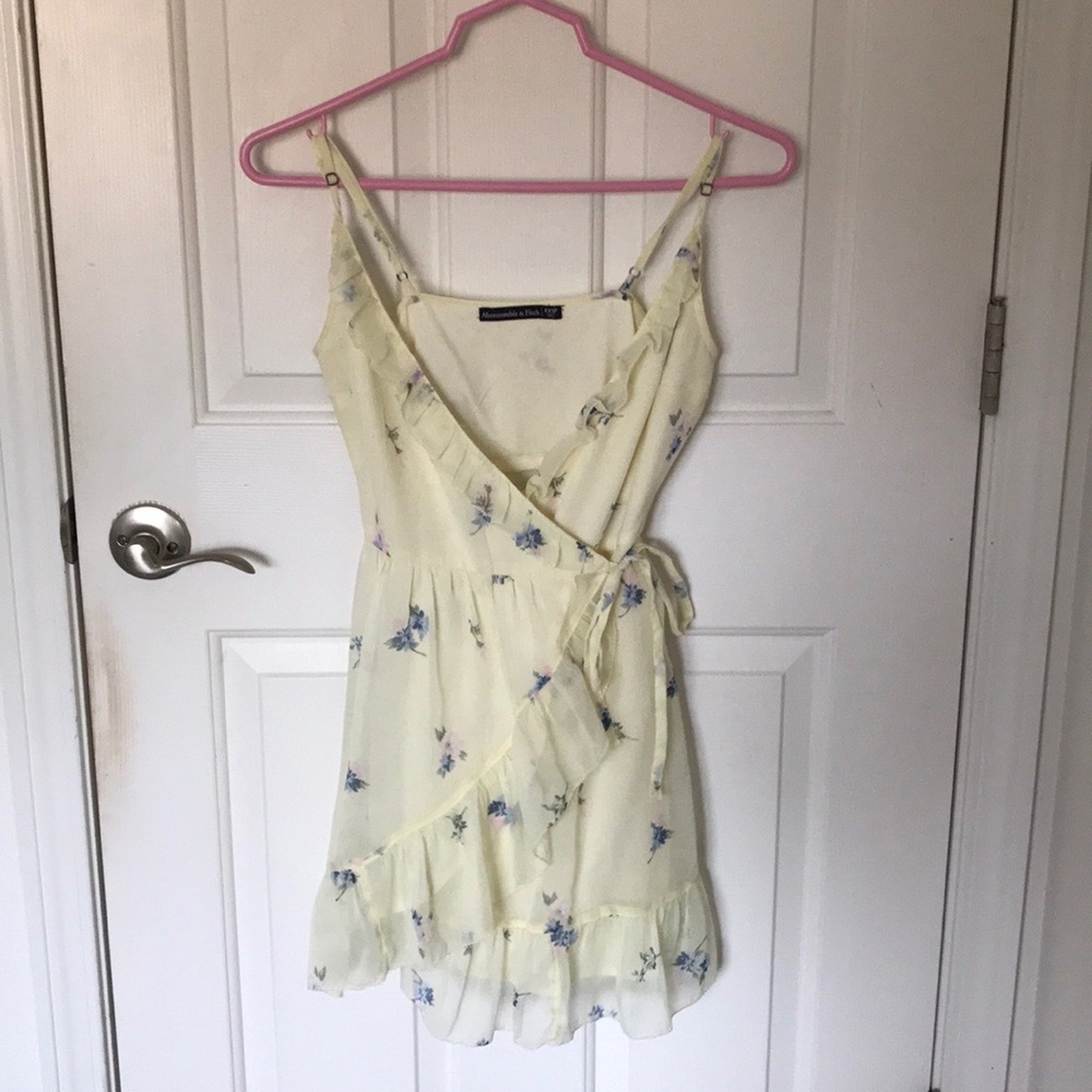 XXSP Abercrombie and Fitch Wrap Dress